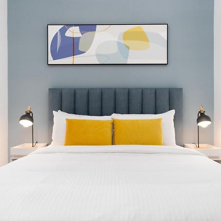 Ultimate Stay / 4 Beds / Burj Khalifa View 두바이 외부 사진
